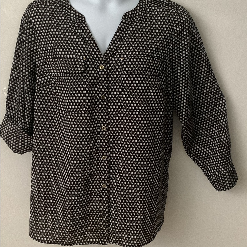 Avenue Black and White Button Down Top